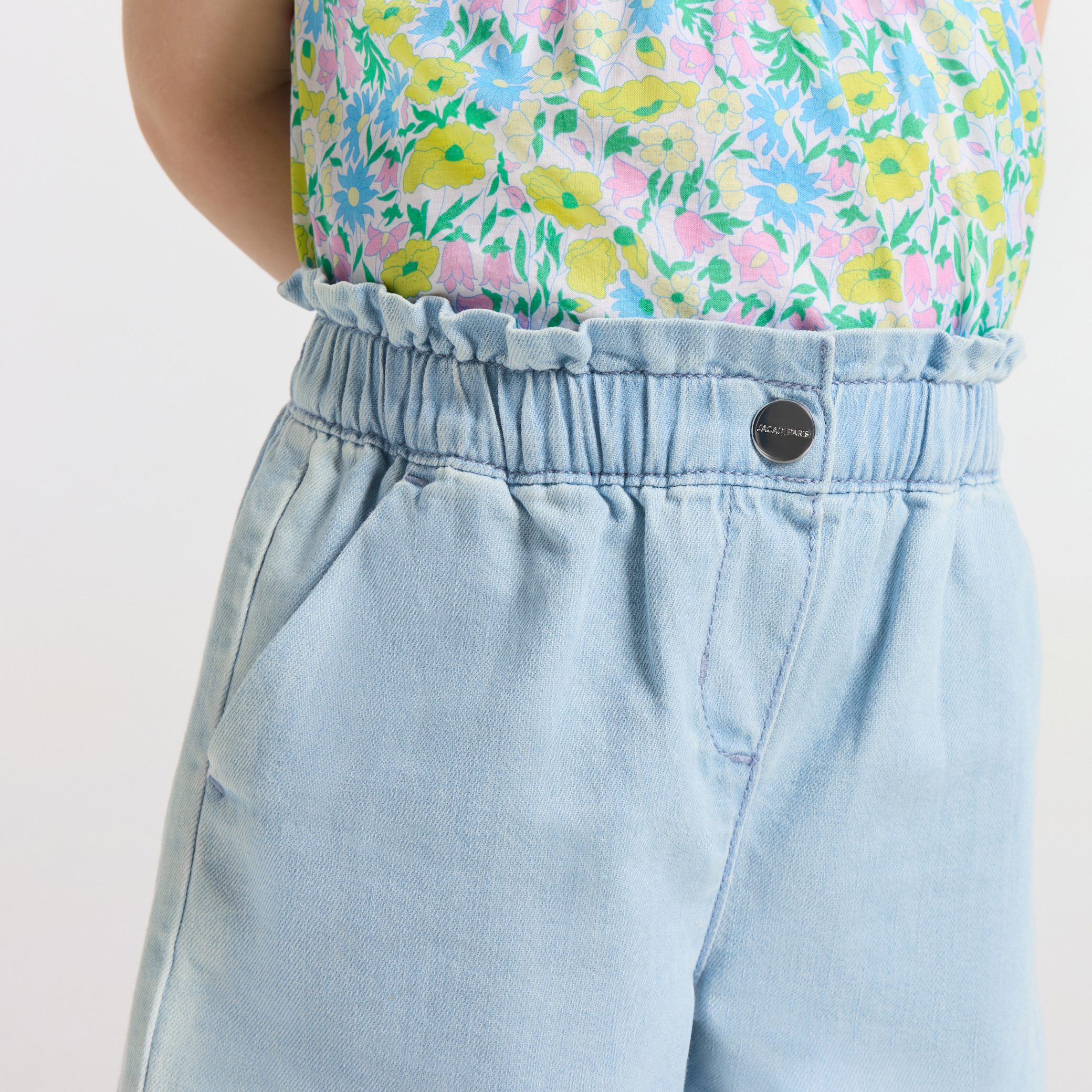 Baby girl lightweight denim shorts - Paisible - Image 2